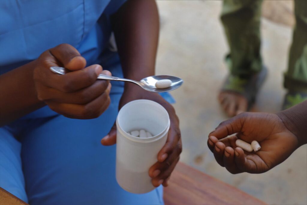 Zimbabwe Rolls Out Mass Drug Administration Campaign to Tackle Bilharzia and Soil-Transmitted Helminths