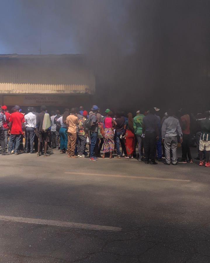 Harare Building  On Fire: Quick Response by Firefighters Saves the Day