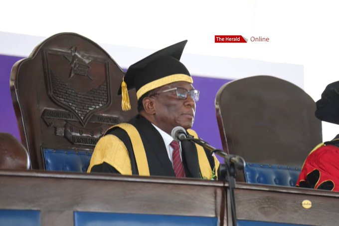 PRESIDENT MNANGAGWA DISSOLVES BUSE GRADUATION CONGREGATION