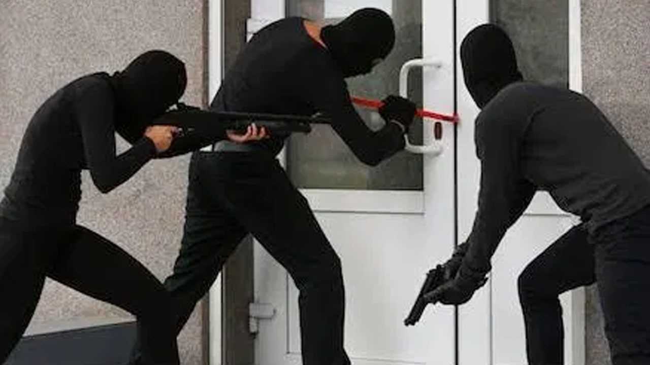 Police Arrest Suspect in Ruwa US$176,000 Robbery Case