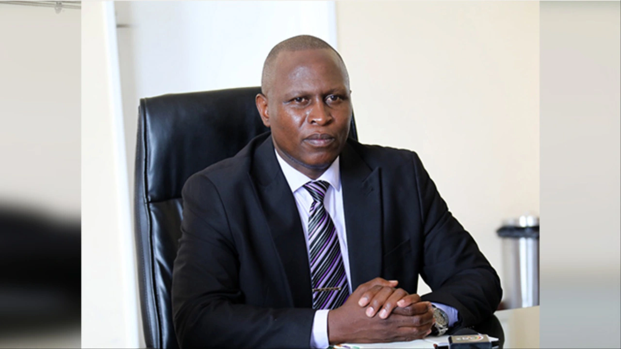 Govt Plans to Equip Hospitals for Local Open-Heart Surgeries