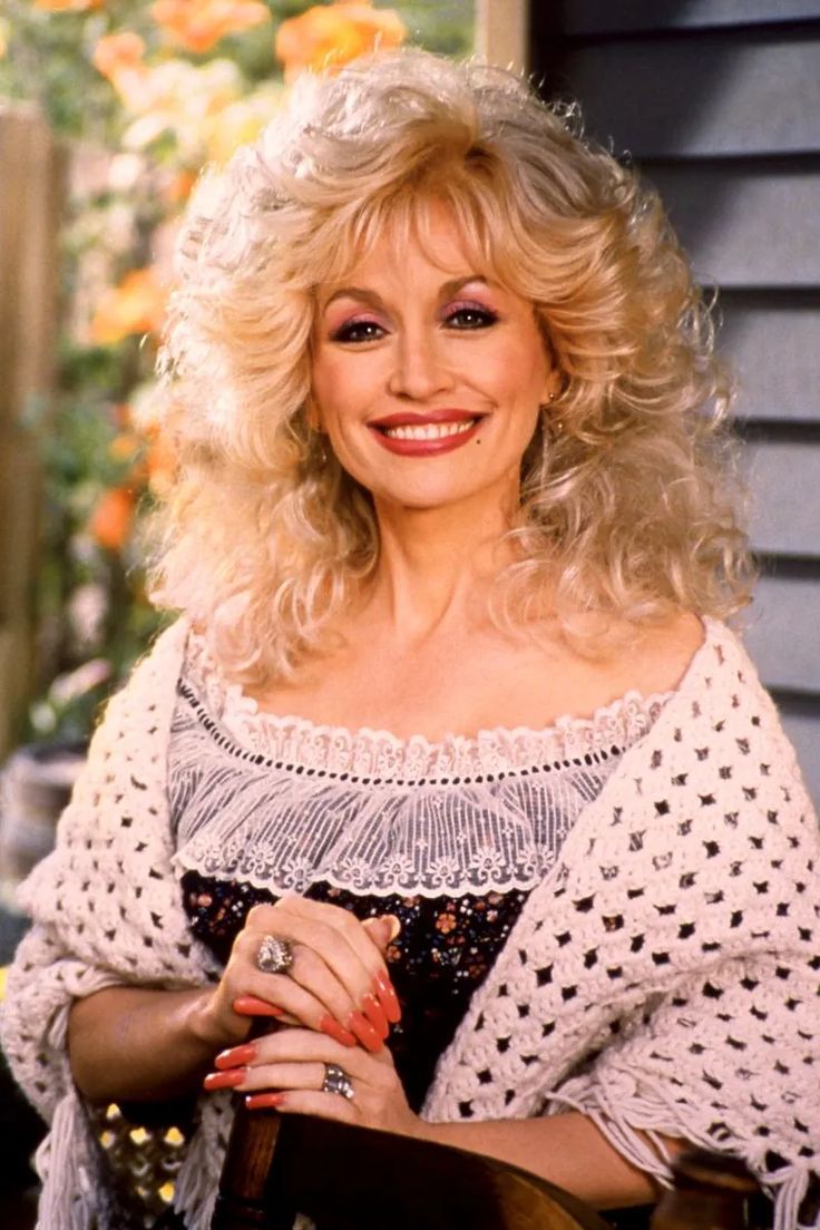 Dolly Parton’s Sister Clarifies Health Concerns After Fans Express Alarm