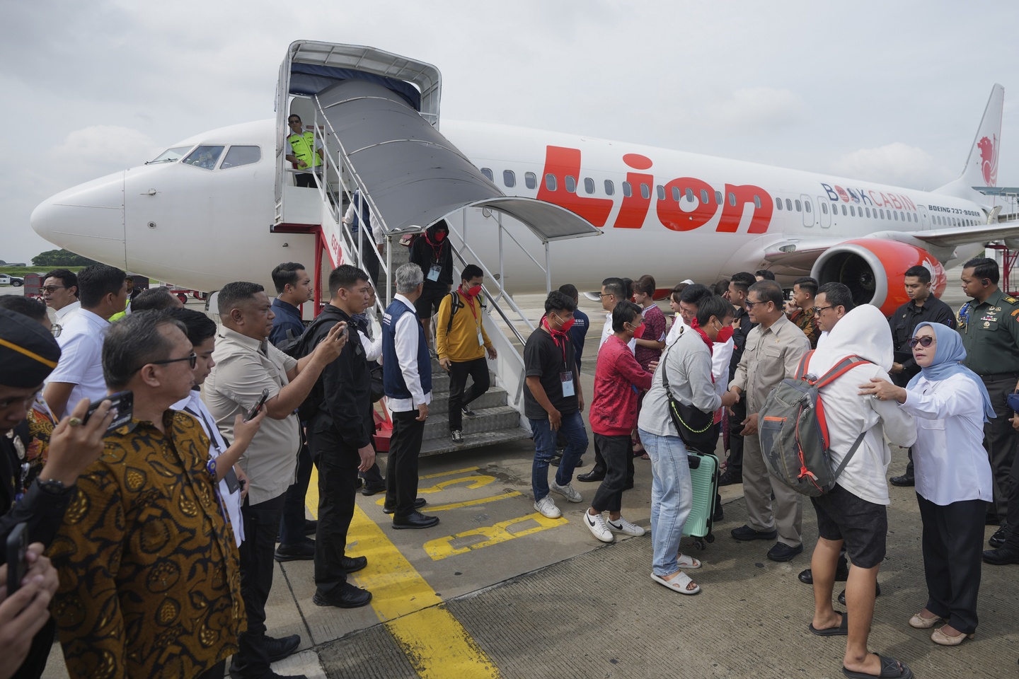 Indonesia’s Vulnerable Fall Prey to Online Scams and Human Trafficking