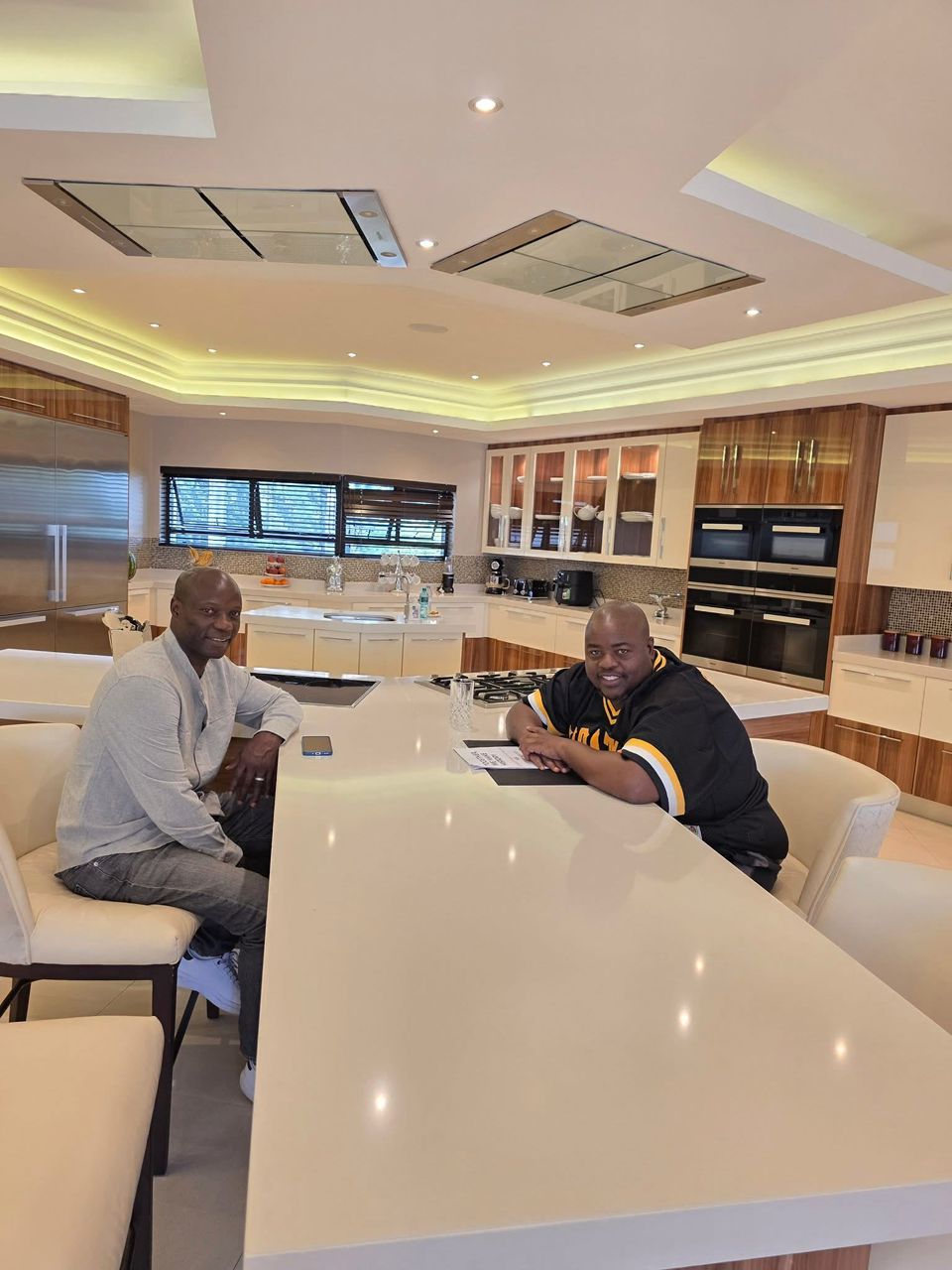 Chivayo Pushes for Mwaruwari as Highlanders Seek New Coach