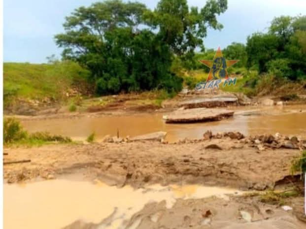 ZRP Issues Public Warning After Dam Wall Burst Destroys Bridges in Zaka