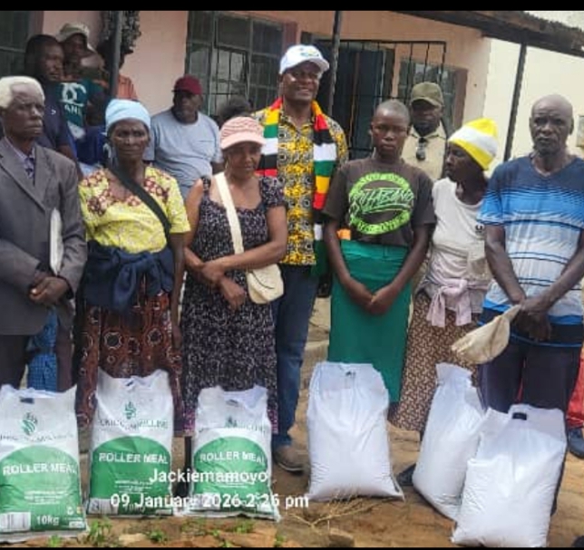 Hon. Garwe Rolls Out Presidential Mealie Meal for 15 000