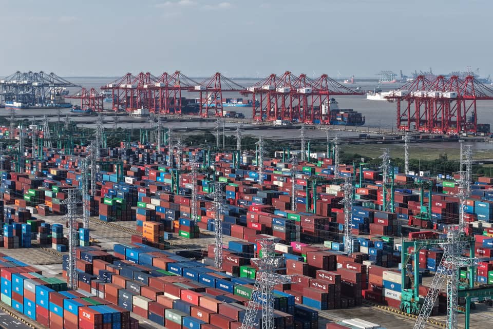 China Records Historic Trade Performance as Private Enterprises Drive Growth