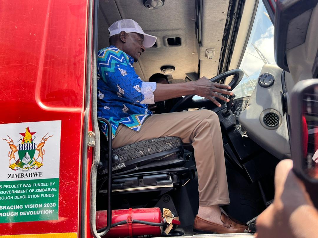 Min. Garwe Commissions Chikomba’s New Service Delivery Fleet