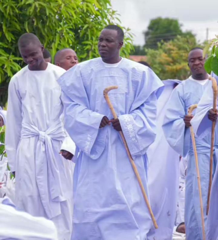 One Church One Vision: Apostolic Sect Backs ZANU PF and Amendment Bill
