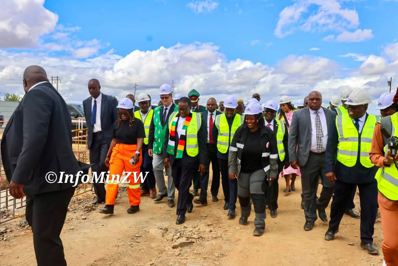IN PICTURES: President Mnangagwa Tours Mabvuku Interchange